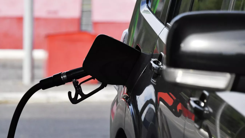 Минэнерго рекомендовало нефтяникам сдерживать цены на топливо в сельхозрегионах