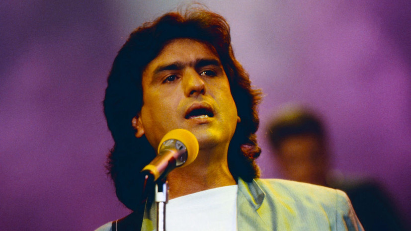 ANSA: умер итальянский певец Тото Кутуньо