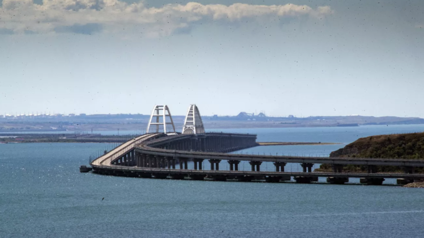 Движение автотранспорта по Крымскому мосту восстановили