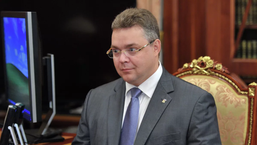 Губернатор Владимиров вручил награды учителям Ставрополья