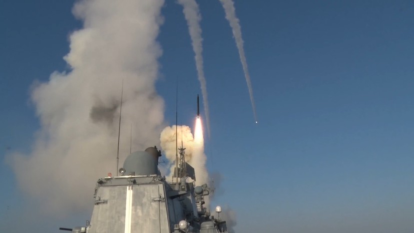 Минобороны: ВМФ ночью нанёс удар по используемому ВСУ портовому объекту