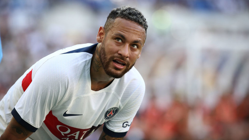 Фанаты ПСЖ вывесили баннер о Неймаре на матче с «Лансом»