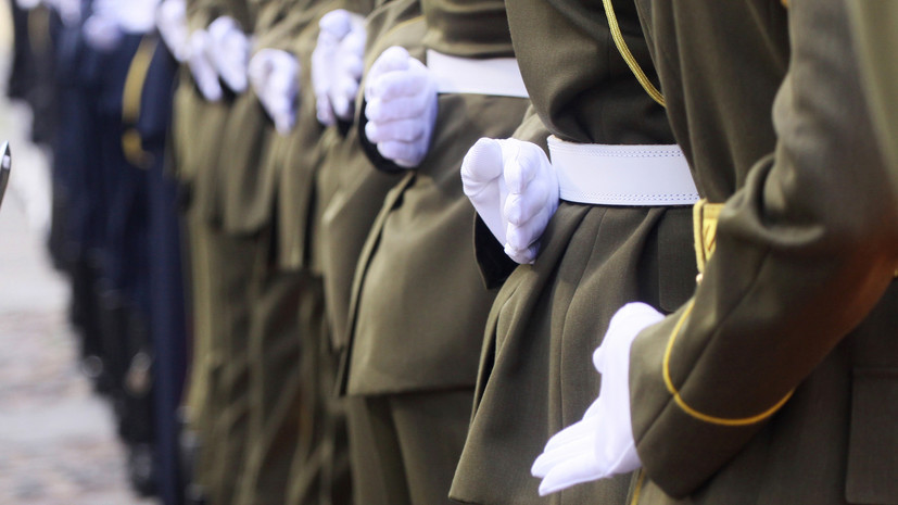 Курсанты донецкого военного училища приняли присягу в Мариуполе