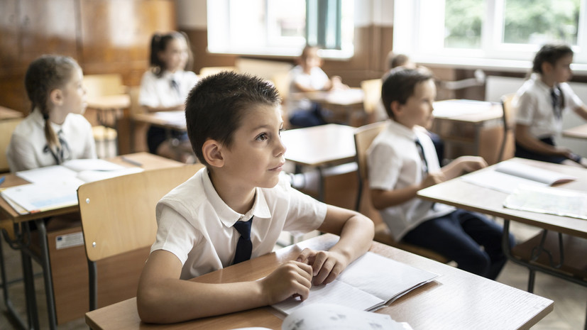 Омбудсмен Ярославская заявила о важности шить школьную форму на детей разного телосложения