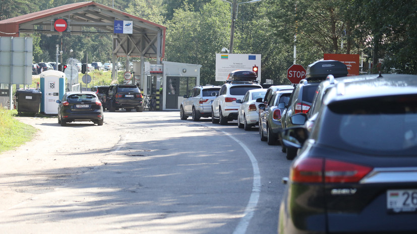 В очереди на выезд в ЕС из Белоруссии стоят более 1200 автомобилей