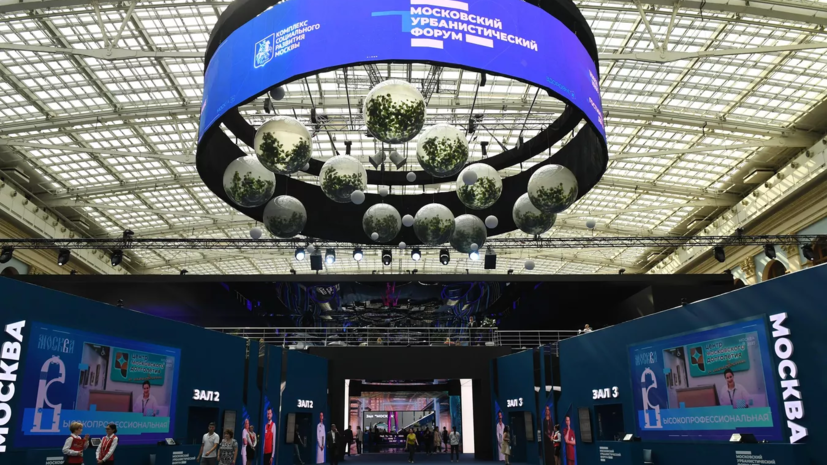 На МУФ в «Лужниках» представили электромобиль с нейросетью и лазерный регистратор