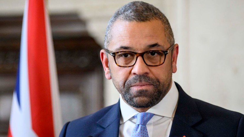 Глава МИД Великобритании встретился с зампредом КНР