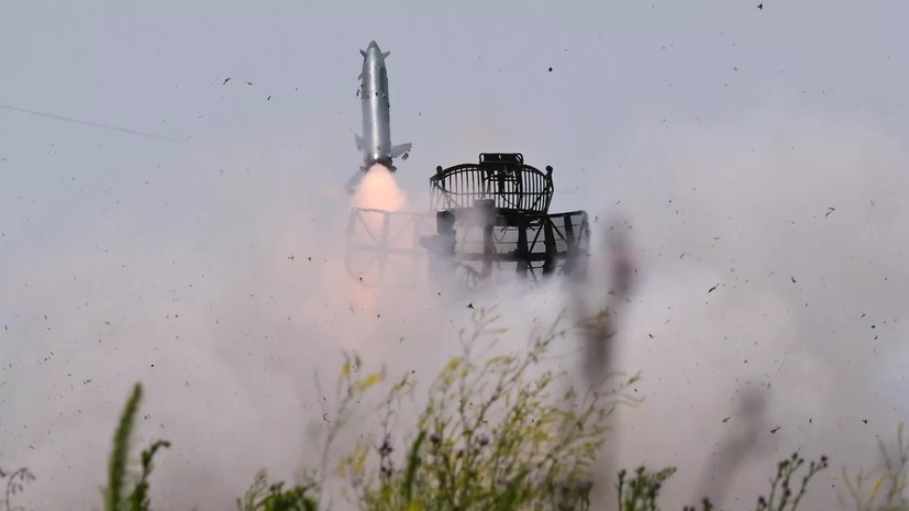 Аксёнов: силы ПВО России сбили крылатую ракету в восточной части Крыма