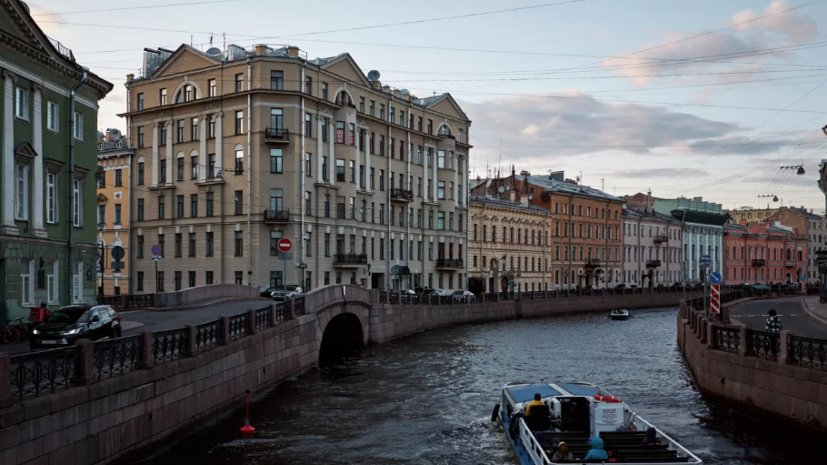 Семьи с детьми чаще всего бронировали номера в отелях Москвы и Петербурга летом