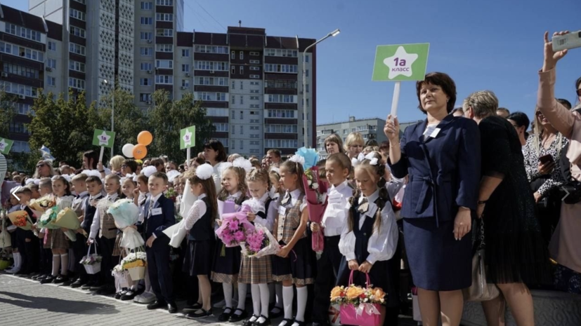 Губернатор Самарской области открыл самую большую школу в регионе