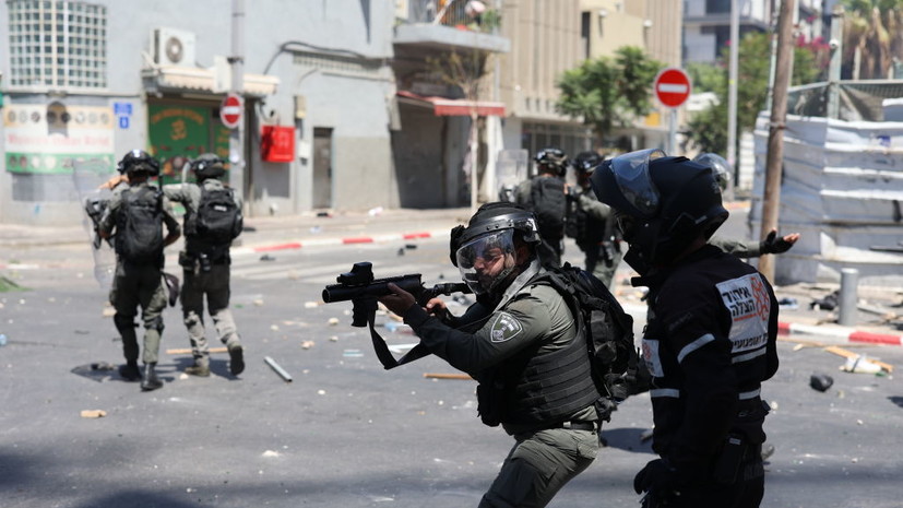 Более 20 полицейских получили ранения в столкновениях с беженцами в Тель-Авиве
