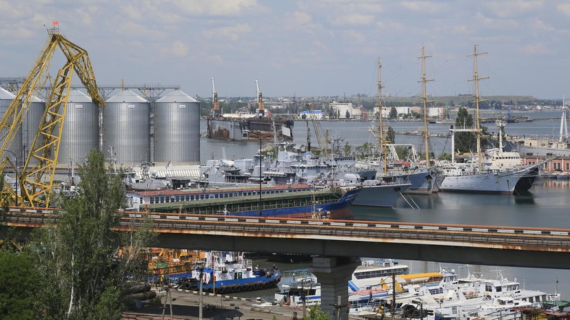 Групповой удар беспилотниками: МО РФ сообщило о поражении хранилищ топлива ВСУ в одесском порту Рени