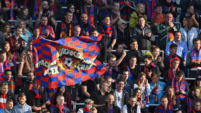 ЦСКА обыгрывает «Зенит» после первого тайма матча 7-го тура РПЛ