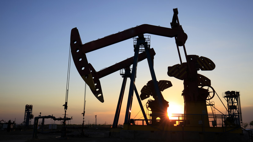 Минфин России: нефтегазовые доходы за август составили 642,7 млрд рублей