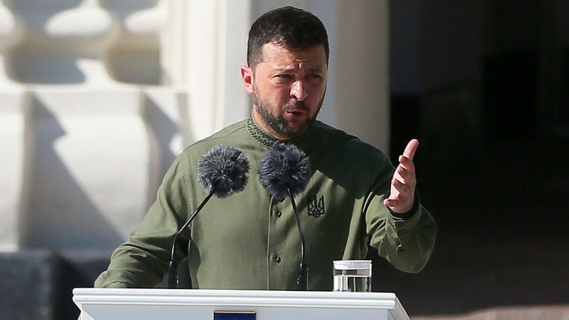 InfoBRICS: увольнение Резникова показало страх Зеленского лишиться власти