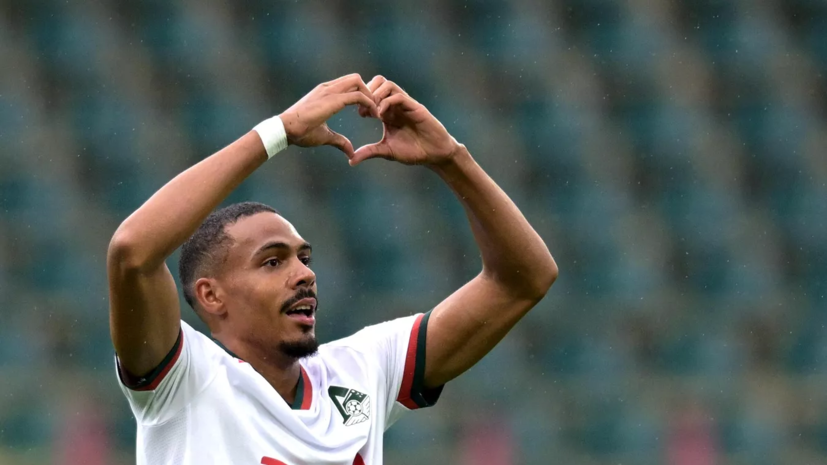 Изидор попрощался с болельщиками «Локомотива»