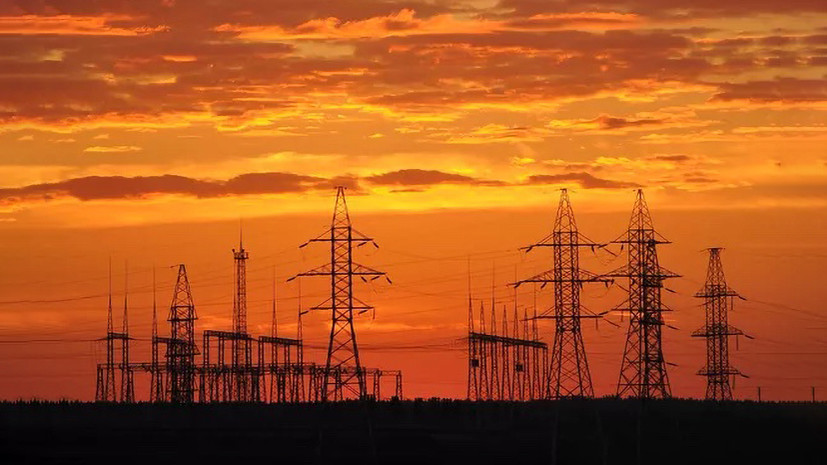 Шульгинов: Россия обсуждает с Тегераном и Баку экспорт 300 МВт электроэнергии