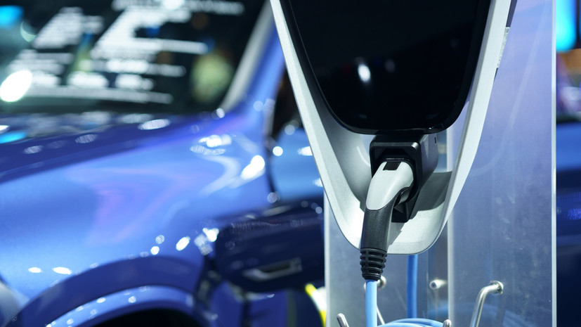 В «Автостате» заявили об активном росте спроса на электромобили в России