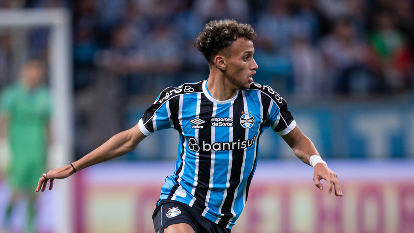 Sport24: Бителло прилетел в Москву для завершения перехода в «Динамо»