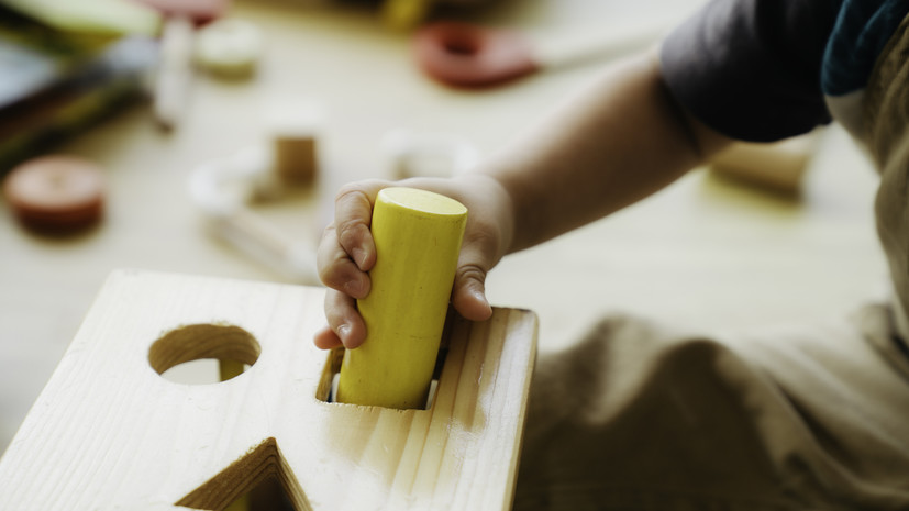 Подмосковные специалисты заменили кровлю и окна в детсаду в Мариуполе