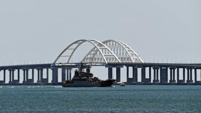 Движение автотранспорта по Крымскому мосту восстановлено