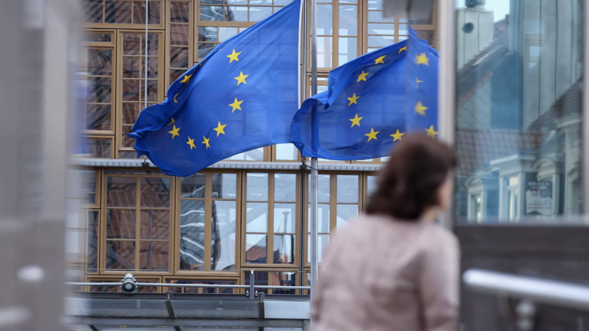 Премьер Румынии: ЕС должен подумать о шагах в случае победы России на Украине