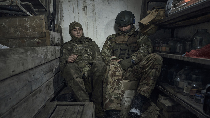 Экс-премьер Украины Азаров заявил об утрате наступательного потенциала ВСУ