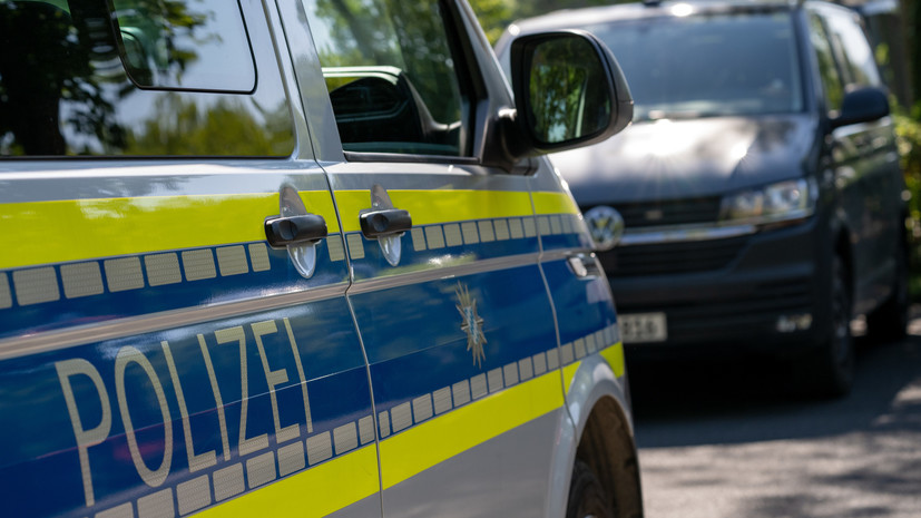 МИД призвал россиян, у которых в ЕС отнимают транспорт, обращаться в ДСКЦ