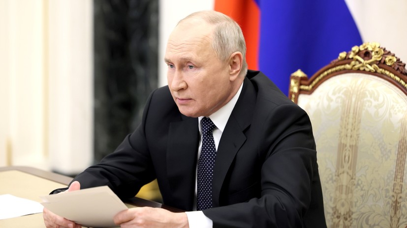 «Мы выдержали абсолютно беспрецедентное давление»: Путин заявил о полном восстановлении экономики России