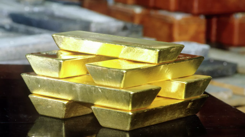 Специалист Спинка объяснил интерес россиян к инвестированию в золото