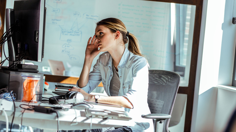 Около половины россиян боятся, что на работе реальность не совпадёт с обещаниями