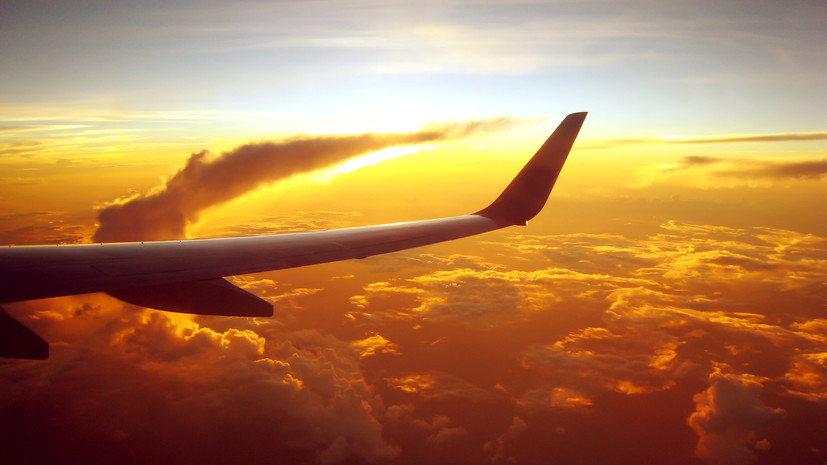 Иран отменил все рейсы в Армению и Азербайджан