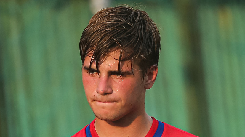 Получивший сотрясение мозга игрок «Крыльев» Ушаков остался в больнице в Калининграде