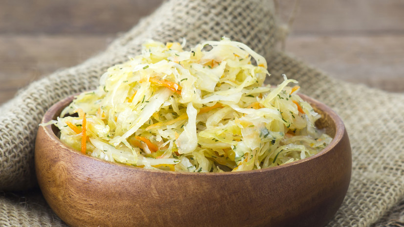 Нутрициолог Гейман назвала квашеную капусту хорошим источником витамина С