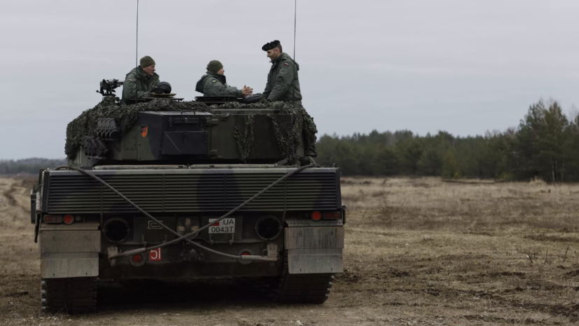 Моравецкий: Польша не передаёт оружие Киеву, так как сама вооружается