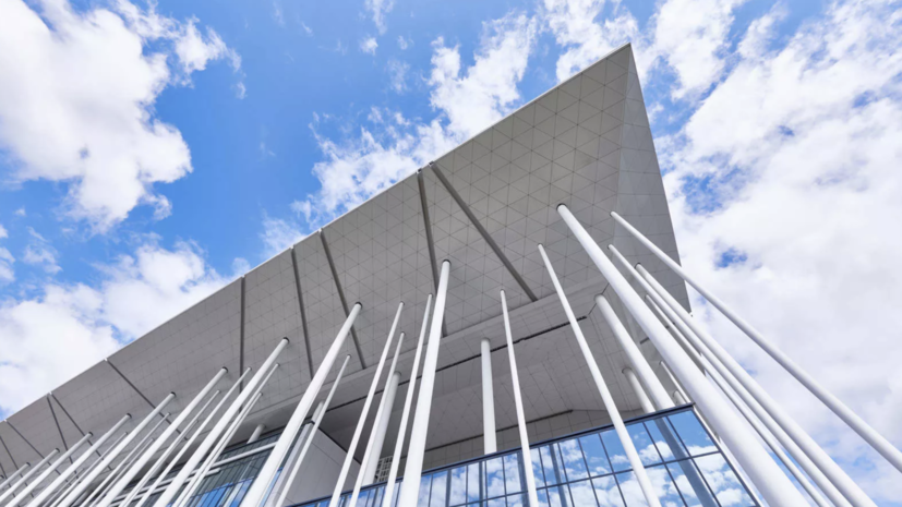 Собянин сообщил о досрочном окончании работ по возведению Ледового дворца в ЮЗАО