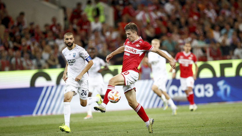 «Пари НН» объявил о продлении контракта с Гоцуком фотографией из автобуса