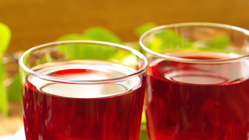 Челябинская прокуратура проверит данные о компоте с червями в центре образования