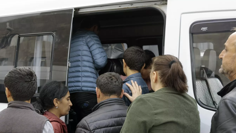 Из Карабаха в Армению переехали уже более 50 тысяч вынужденных переселенцев