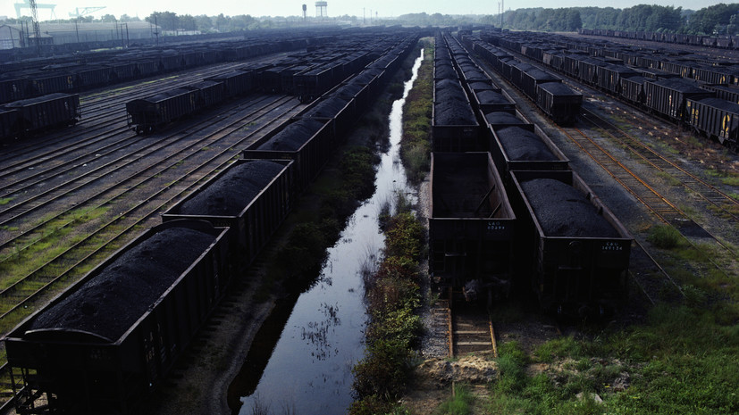 Gazeta Wyborcza: Польша продолжает закупать уголь напрямую из России