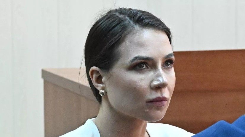 ФНС обязала блогера Чекалину выплатить 124 млн рублей штрафа за неуплату налогов