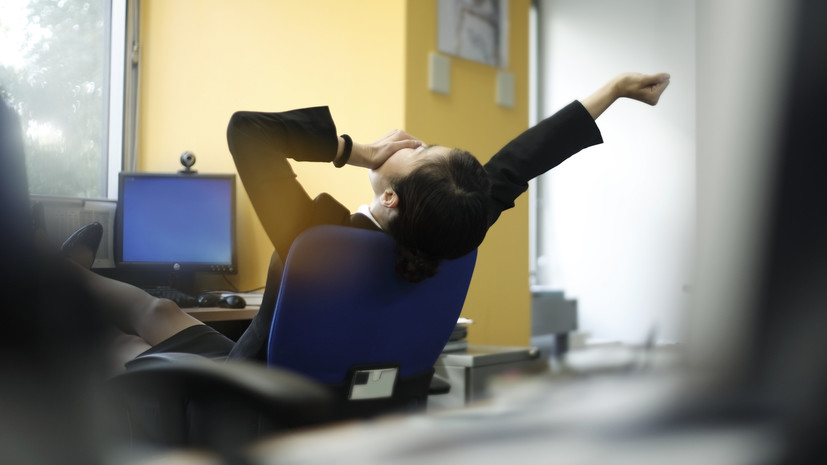 Психолог Ивкова назвала апатию признаком постотпускной депрессии