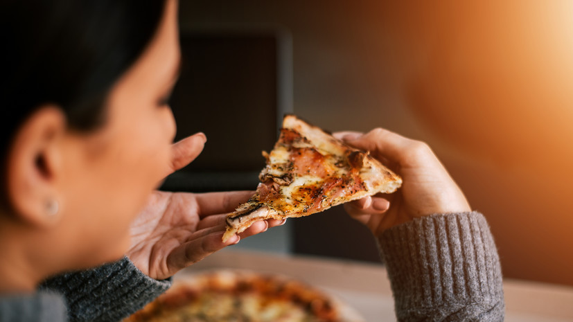 Врач Романенко: жирная пища и алкоголь вредят здоровью печени