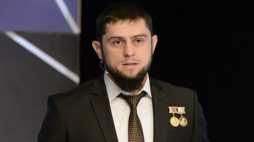 Министр: памятник морпехам в Чечне пострадал из-за катаклизма или животного