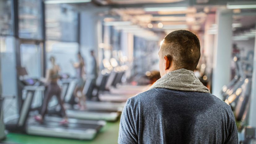 Тренер Липатов назвал ходьбу полезной при похудении