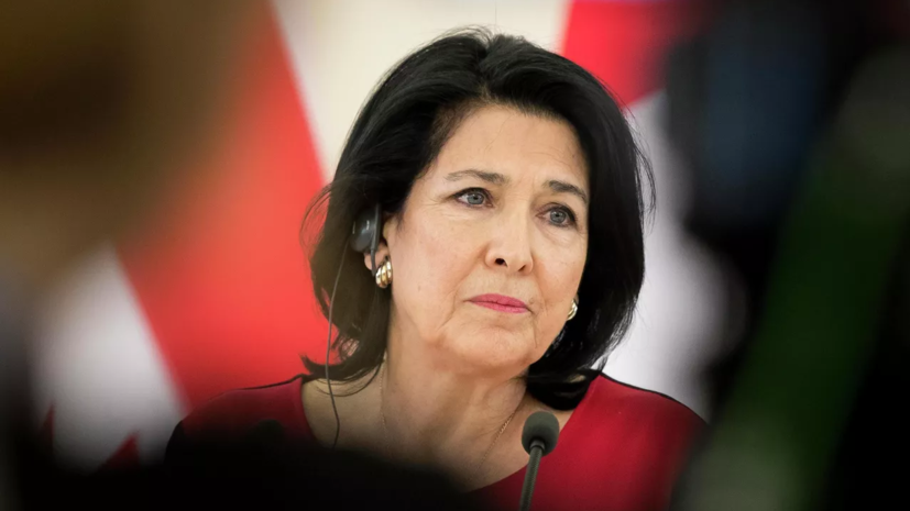 За два года Зурабишвили просила правительство одобрить 38 поездок за границу