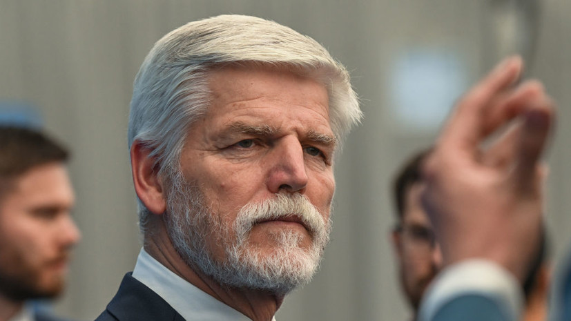 Президент Чехии призвал Европарламент не поддаваться усталости от Украины