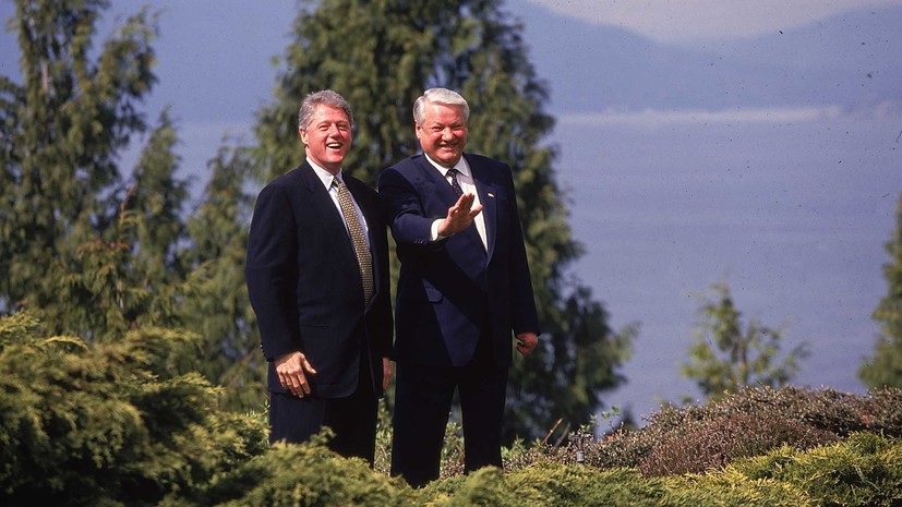 Клинтон поздравлял Ельцина с разрешением конституционного кризиса в 1993 году
