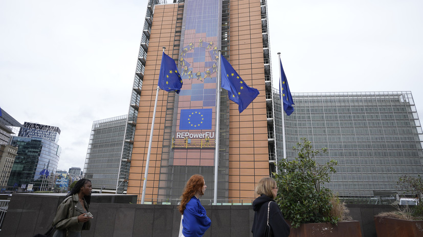 Политолог Блохин: Европа терпит и идёт в фарватере политики Вашингтона