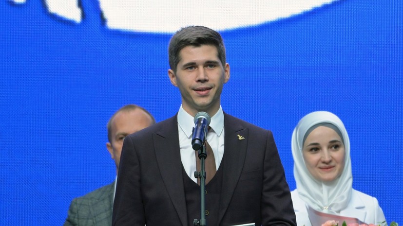 Учителем года России в 2023 году стал преподаватель русского языка Олег Янковский